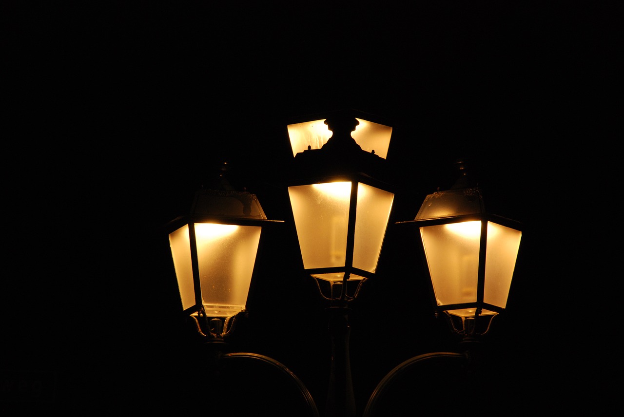 Make Sure Your Outdoor Lighting Is Up To Date